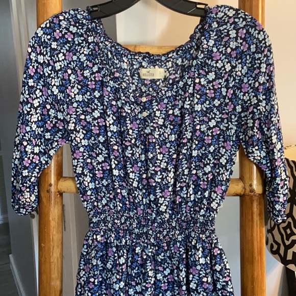 Hollister Bright Floral Mini Dress SZ Small - Picture 2 of 5